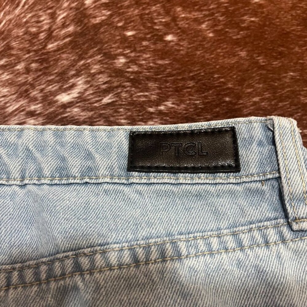 PTCL Distressed Frayed Hem Denim Mini Skirt Light Wash Blue L NWT - Picture 10 of 16